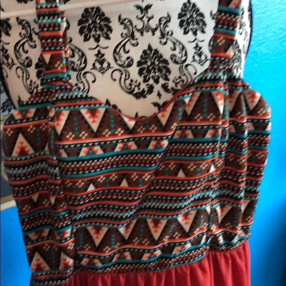 Dress - Picture 2 of 3